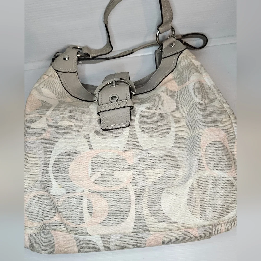 Coach F19214 Vintage Soho Lynn Hobo Bag – Gray & Pink Canvas with Leather Trim